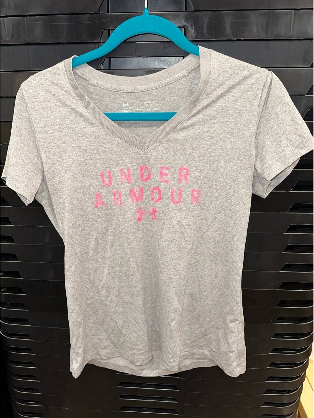 Under Armour Shirt size small